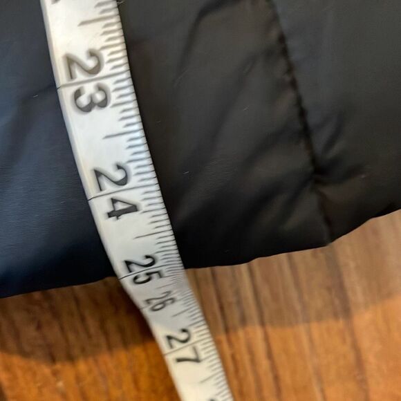 Gap goose down full black puffer vest size xs - Picture 3 of 8